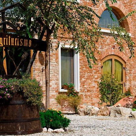 All'Albaro Agriturismo Salizzole Exteriör bild