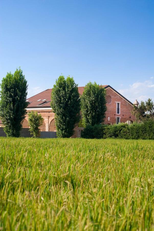 All'Albaro Agriturismo Salizzole Exteriör bild